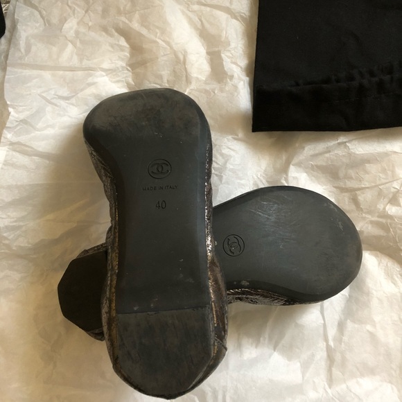 Chanel shoes size 40 please read below - Picture 3 of 4
